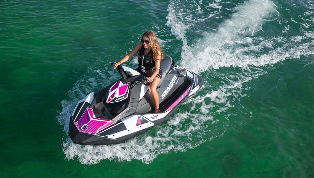 2016 Sea-Doo Spark Review - Personal Watercraft