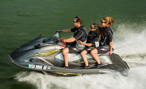 2014 Yamaha VX Deluxe Action 02