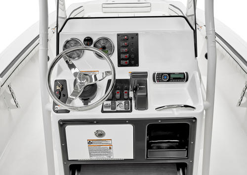 Yamaha 190 FSH Cockpit