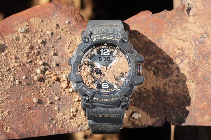 The new G-SHOCK Mudmaster GG1000-1A is no exception. It’s built to sustain not only shock (an alpha gel is used within to protect the watch from malfunctions or damage due to vibrations), but G-SHOCK has managed to construct an indefatigable case-work that also seals it from the intrusion of water (resistance to 200 meters), dust and sand.