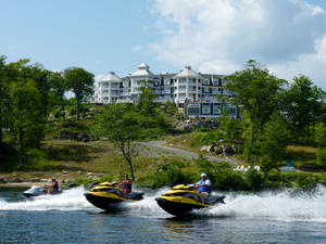 New Red Leaves Marriott Resort on Lake Rosseau.