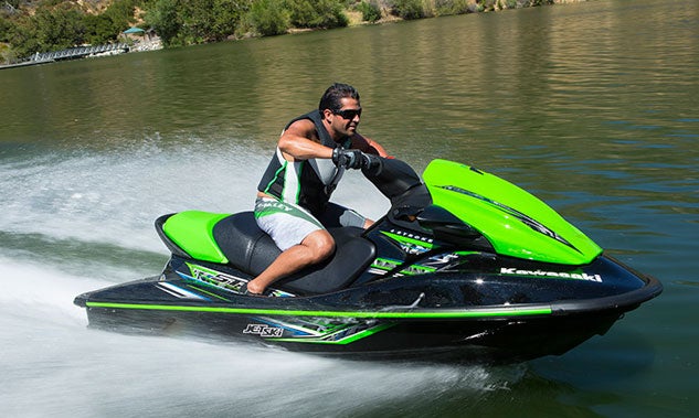 2014 Kawasaki Jet Ski STX-15F Action Right