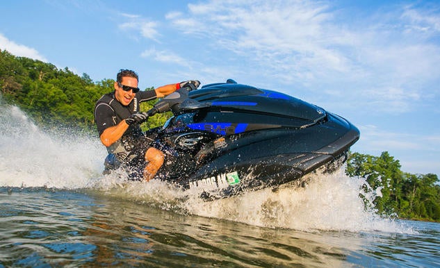 2014 Yamaha FZR Action Right