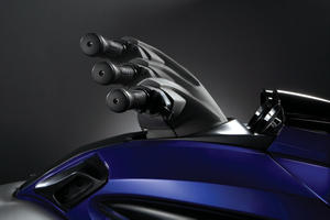 The FZ Series features a telescopic steering column with three different settings.