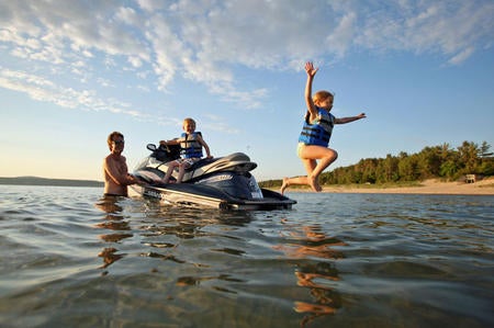 It couldn’t be easier to get your family out on the water for some summer fun.