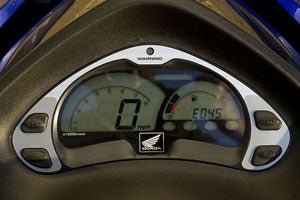 Honda’s fuel consumption display shows you how long you can continue riding at your current speed.