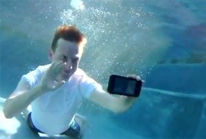 Lifeproof fre iPhone 5 Case Swimming
